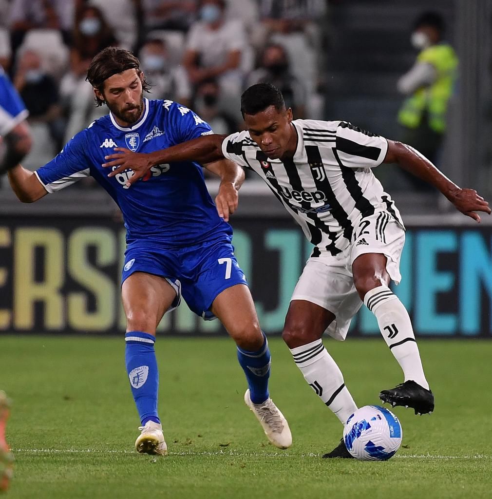 遣球探到场 遣球探到场