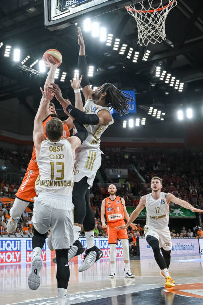 马特-劳：雅克松强制买断条款为5620万镑，与出场数挂钩