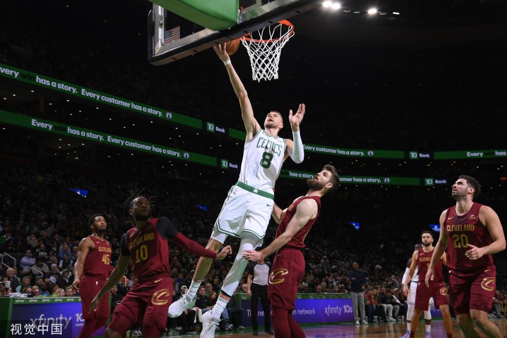 员用自己的 员用自己的